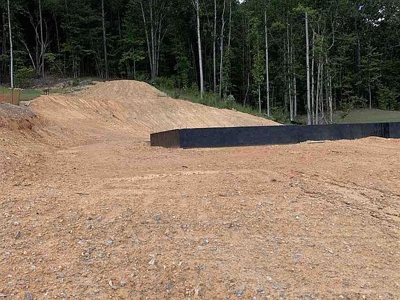 4th image of 148 Bent Creek Dr