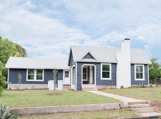 901 Wheless Ave, Kerrville, TX 78028