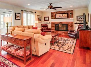 5440 Todd St, Virginia Beach, VA 23464