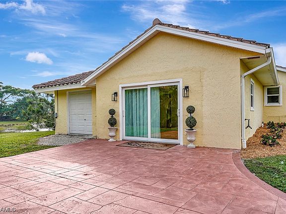 4th image of 24870 Quixote Ave