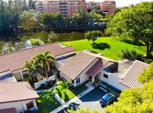 3056 Deer Creek Lake Shore Dr #3056, Deerfield Beach, FL 33442