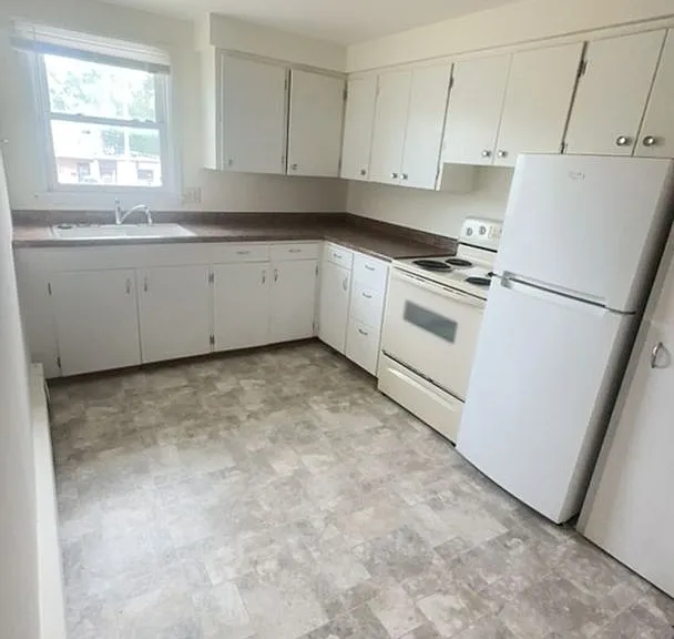 4409 Monona Dr — Photo 6