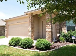 200 Chickadee Ln, Leander, TX 78641