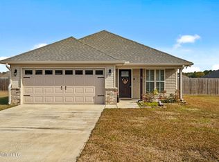 22 Bear Path, Picayune, MS 39466