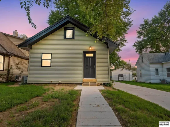 4511 Camden Ave, Omaha, NE 68104