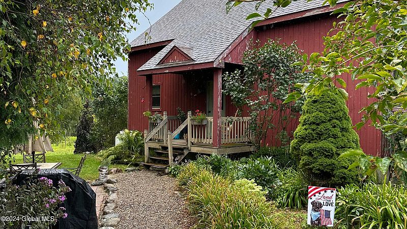 3rd image of 5390 Jockey Street