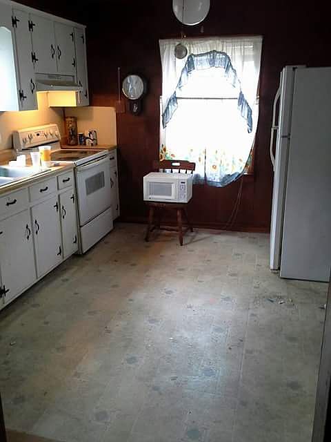 2nd image of 81 Lombardy St