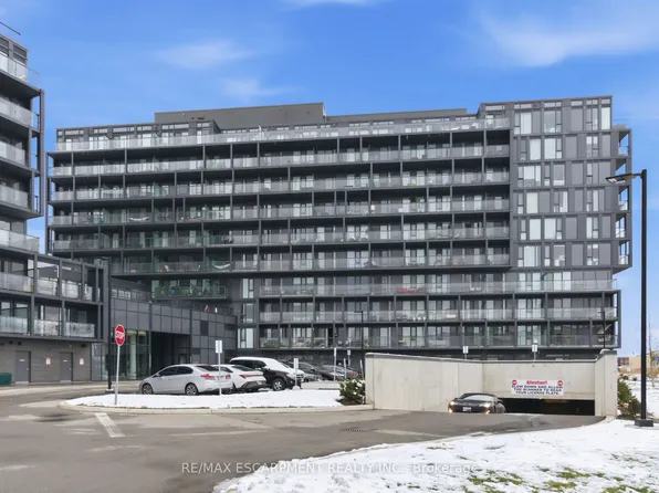 3200 Dakota Cmn, Burlington, ON