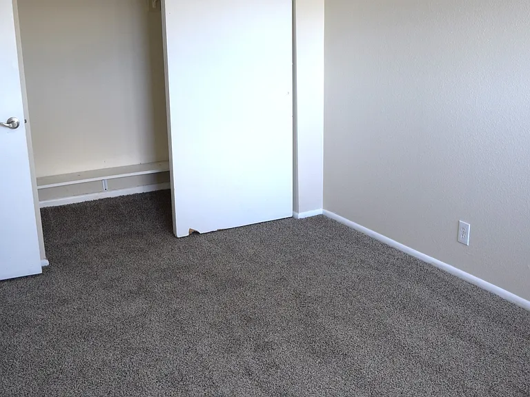 286 W Palomino Dr #2 — Photo 11