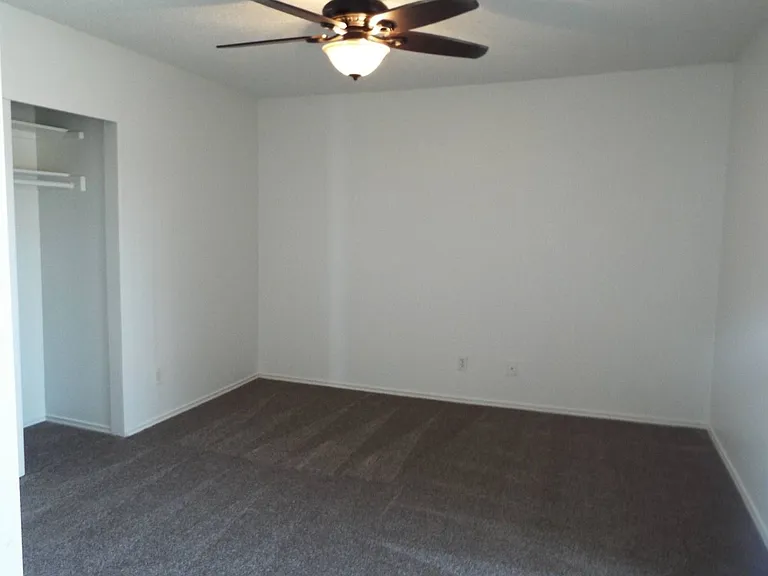 1688 W Village Way — Photo 11