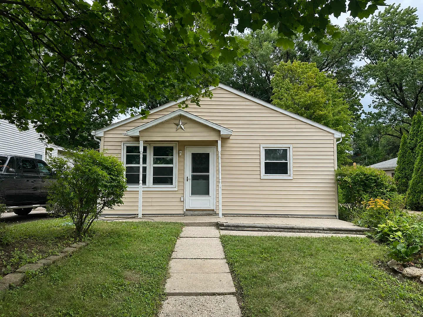 4318 Sheffield Road — Photo 1