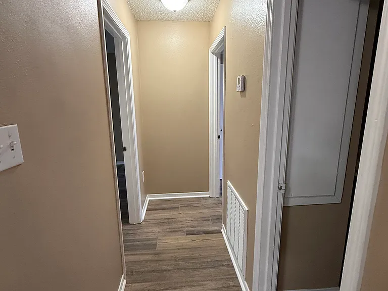 11539 Wendell Ln — Photo 3