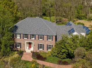 183 Wilshire Dr, Belle Mead, NJ 08502