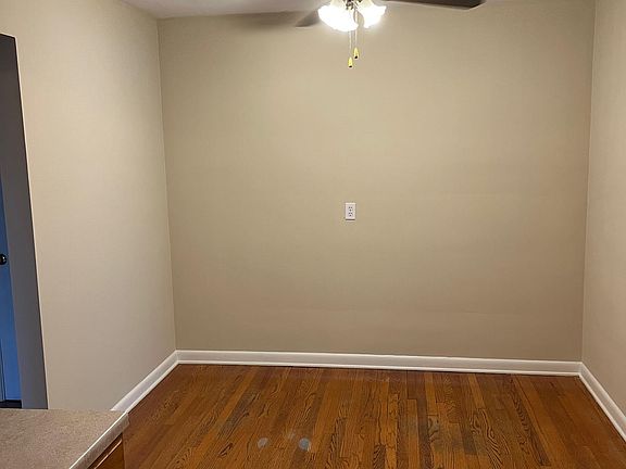 4th image of 3162 Blueacres Dr APT 1