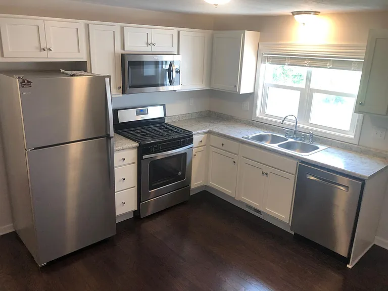 1044 Moon Run Rd — Photo 35