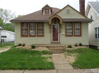7045 Sutherland Ave, Saint Louis, MO