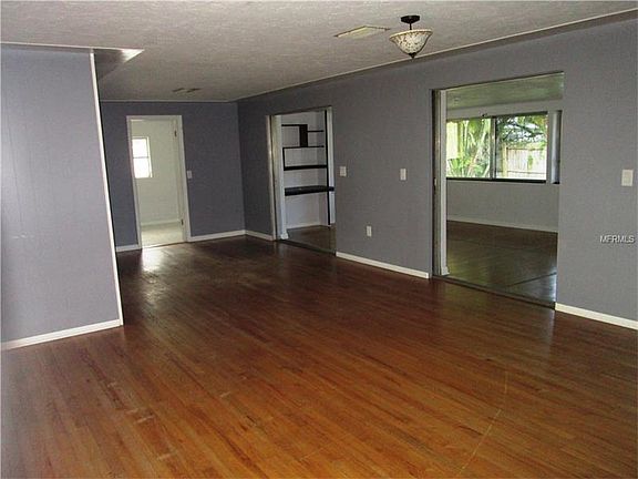 5th image of 6153 Camphor Ave