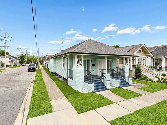 3rd image of 431 & 429 S Genois St