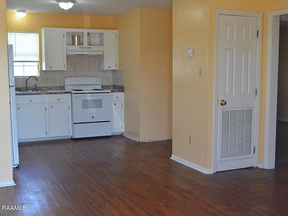 4th image of 709 Highway 90 E Lot 1B