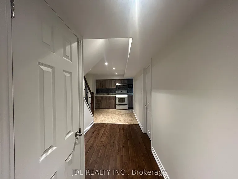 36 Bendamere Cres #BASEMENT — Photo 11
