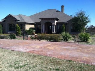 400 W Majestic, Georgetown, TX 78633