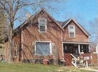 303 2nd Main St, Elroy, WI 53929