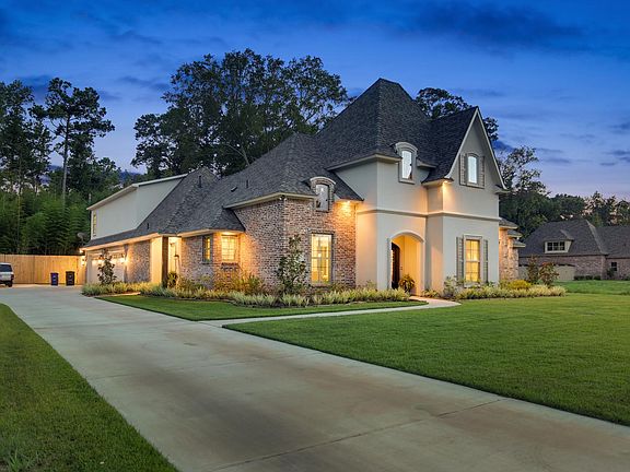 2nd image of 431 Oakwood Trace Ct