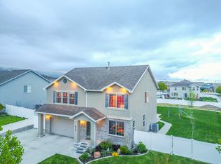 6858 W Tracy Loop Rd, Herriman, UT 84096