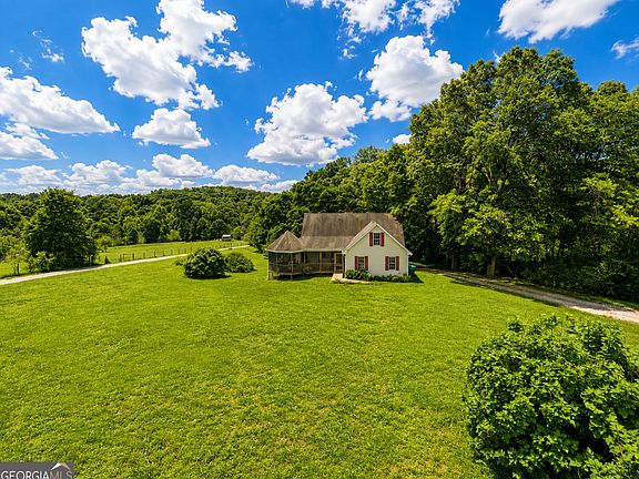 5th image of 2433 Bear Creek Rd