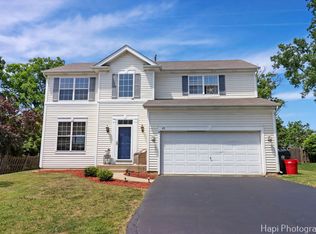 45 Van Dyke Dr, Antioch, IL 60002