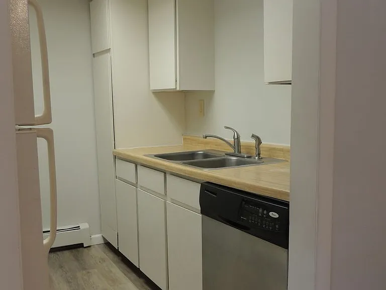 1140 Walnut Ave #19 — Photo 8