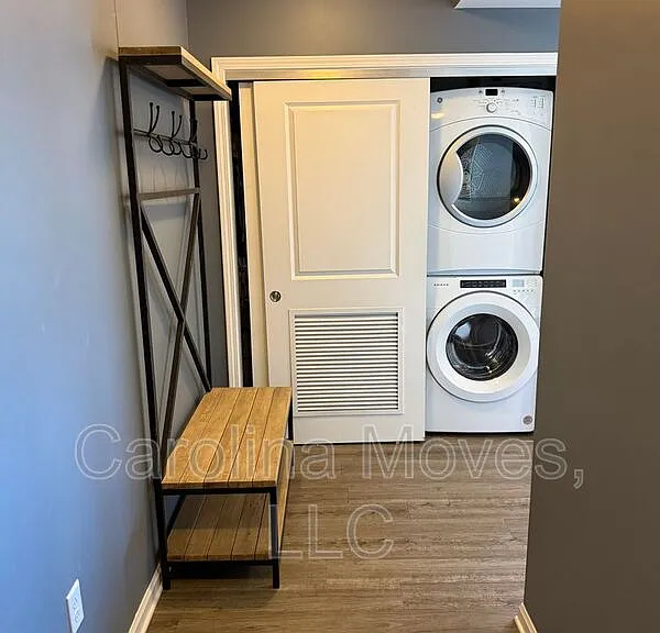 100 E Washington St #68 — Photo 15
