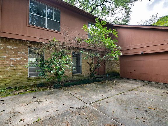 4th image of 2102 Lone Rock Dr