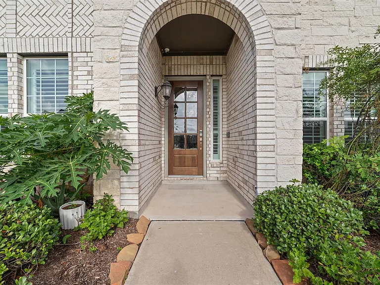 29023 Alley Lynn Way — Photo 4