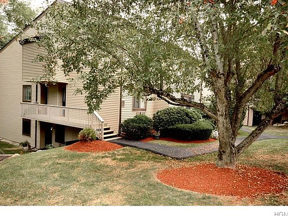2nd image of 505 Village Dr #505