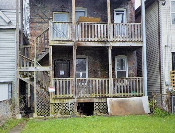 3rd image of 6921 S Kimbark Ave