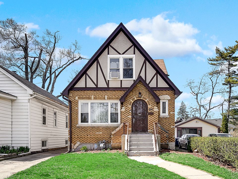 1st image of 1904 S 22nd Ave