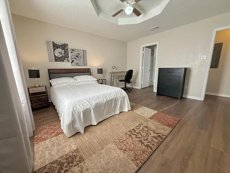 1606 Bagby Ave #B — Photo 9