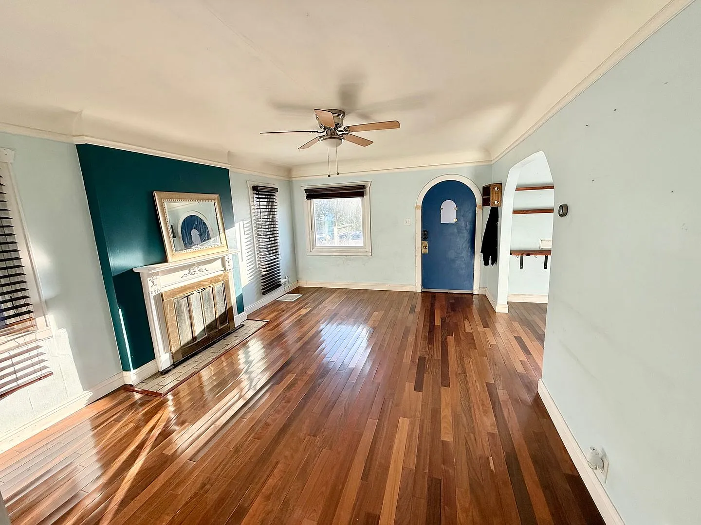 4 Bed / 2 Bath Single Family Near Sugar House & I-80 - Basement Entrance & Central A/C — Photo 2