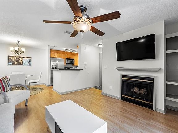 3rd image of 504 Granville Ct