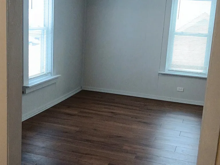 211 N 12th Ave #2 — Photo 9