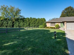 3408 Meadow Crest Cir, Gurnee, IL 60031