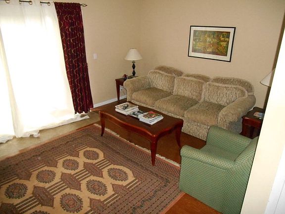 5th image of 850 Mallery St #2U