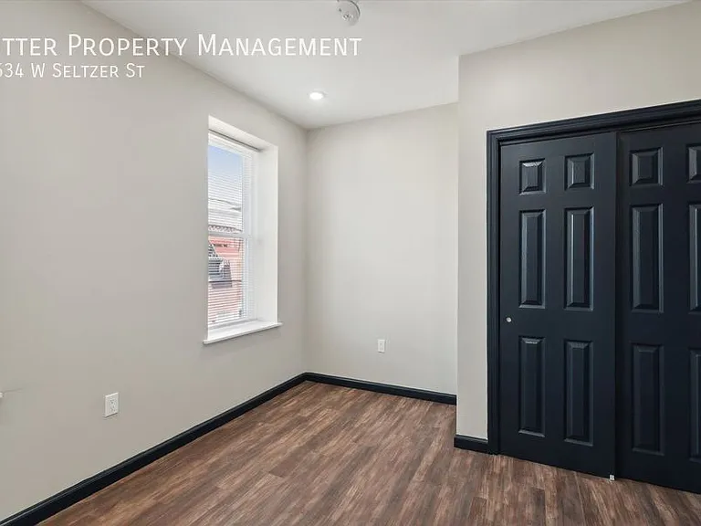 2634 W Seltzer St — Photo 13