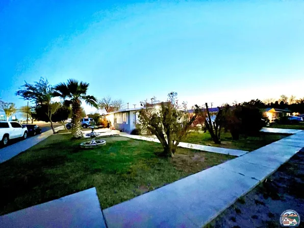 1088 K St, Brawley, CA 92227