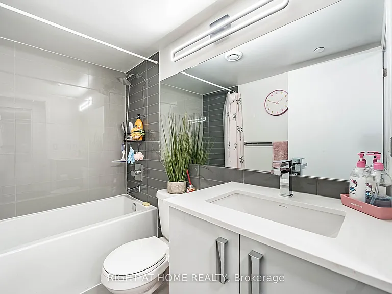 30 Gibbs Rd #1309 — Photo 16
