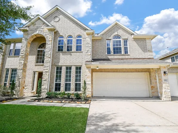 2810 Straight Elm St, Fresno, TX 77545