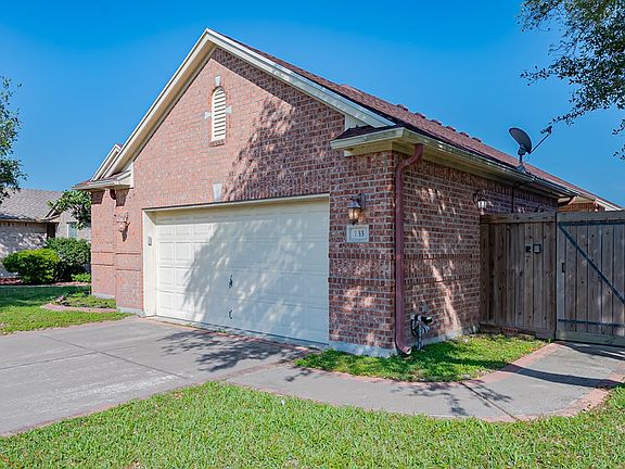 3rd image of 133 Heron Oaks