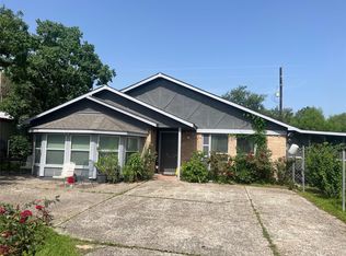 11733 Knotty Pine Trl, Houston, TX 77050