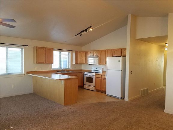 3rd image of 2501 Sun Ave